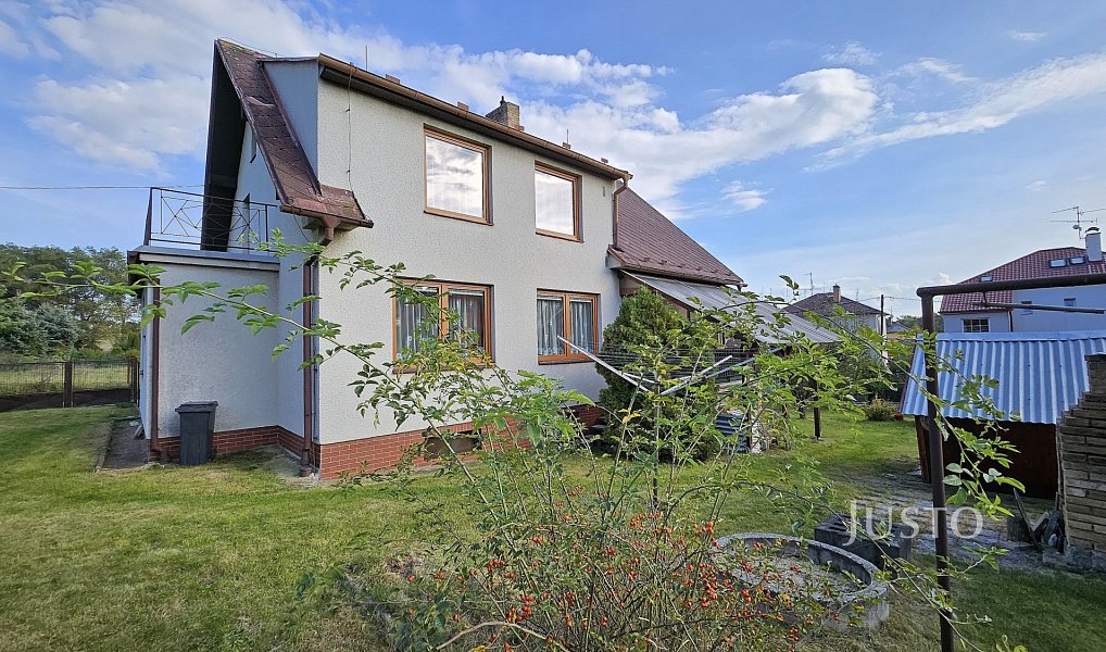 Prodej domu 296 m² s pozemkem 853 m², Strakonice – náhled fotky 21
