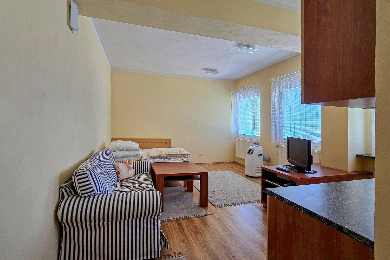 Pronájem kanceláře 36 m² – fotografie 5