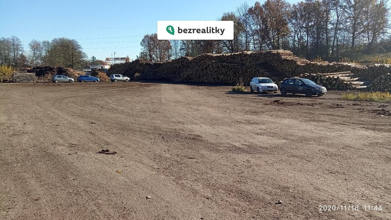 Prodej komerčního pozemku 24 549 m² – fotografie 2