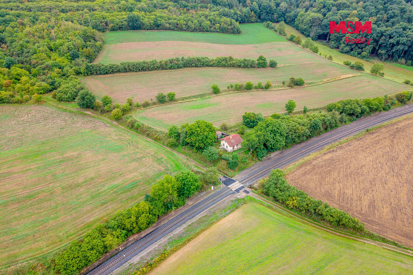 Prodej domu 33 m² s pozemkem 610 m² – fotografie 3