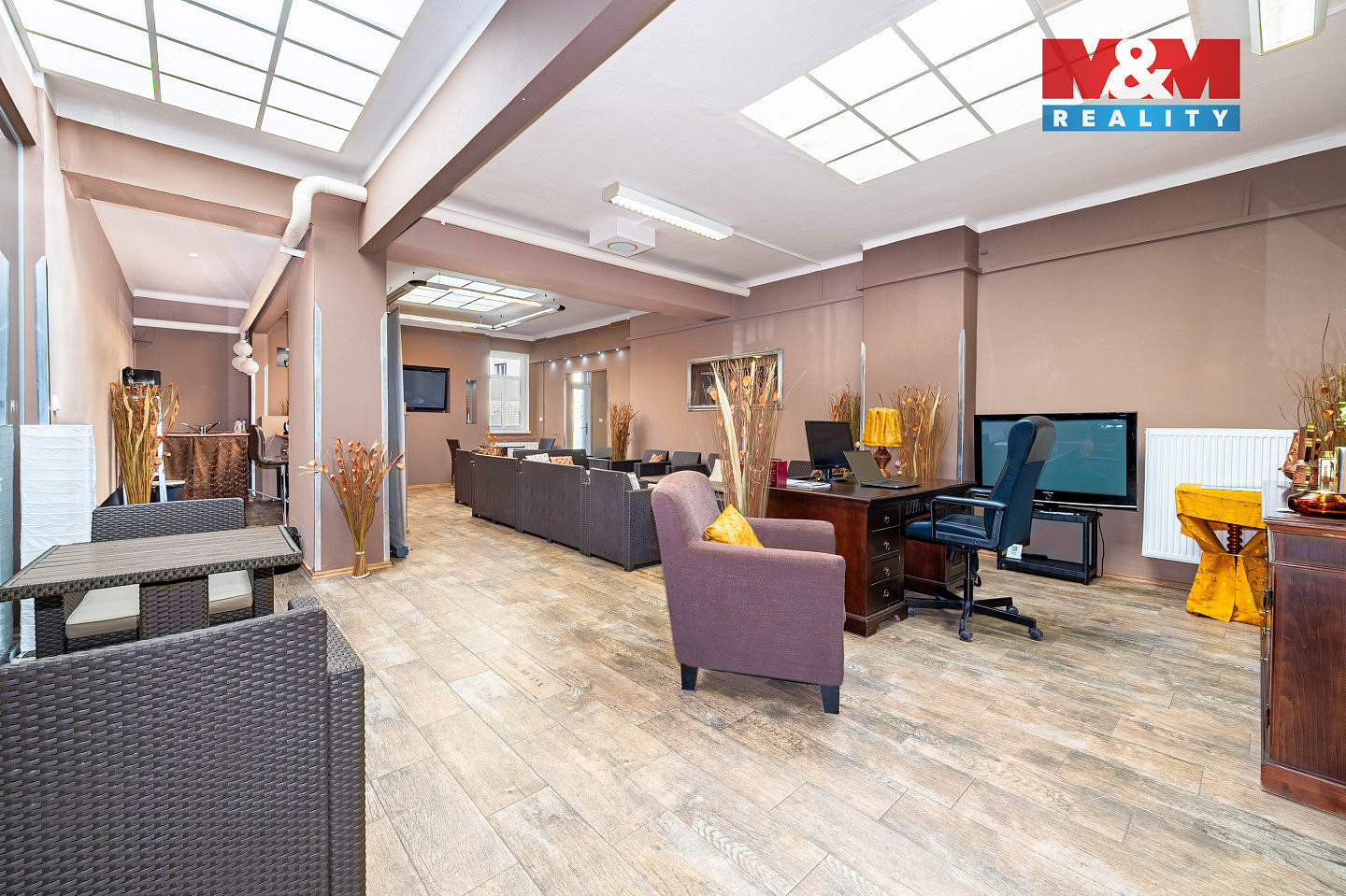 Pronájem obchodních prostor 75 m² — photo 2