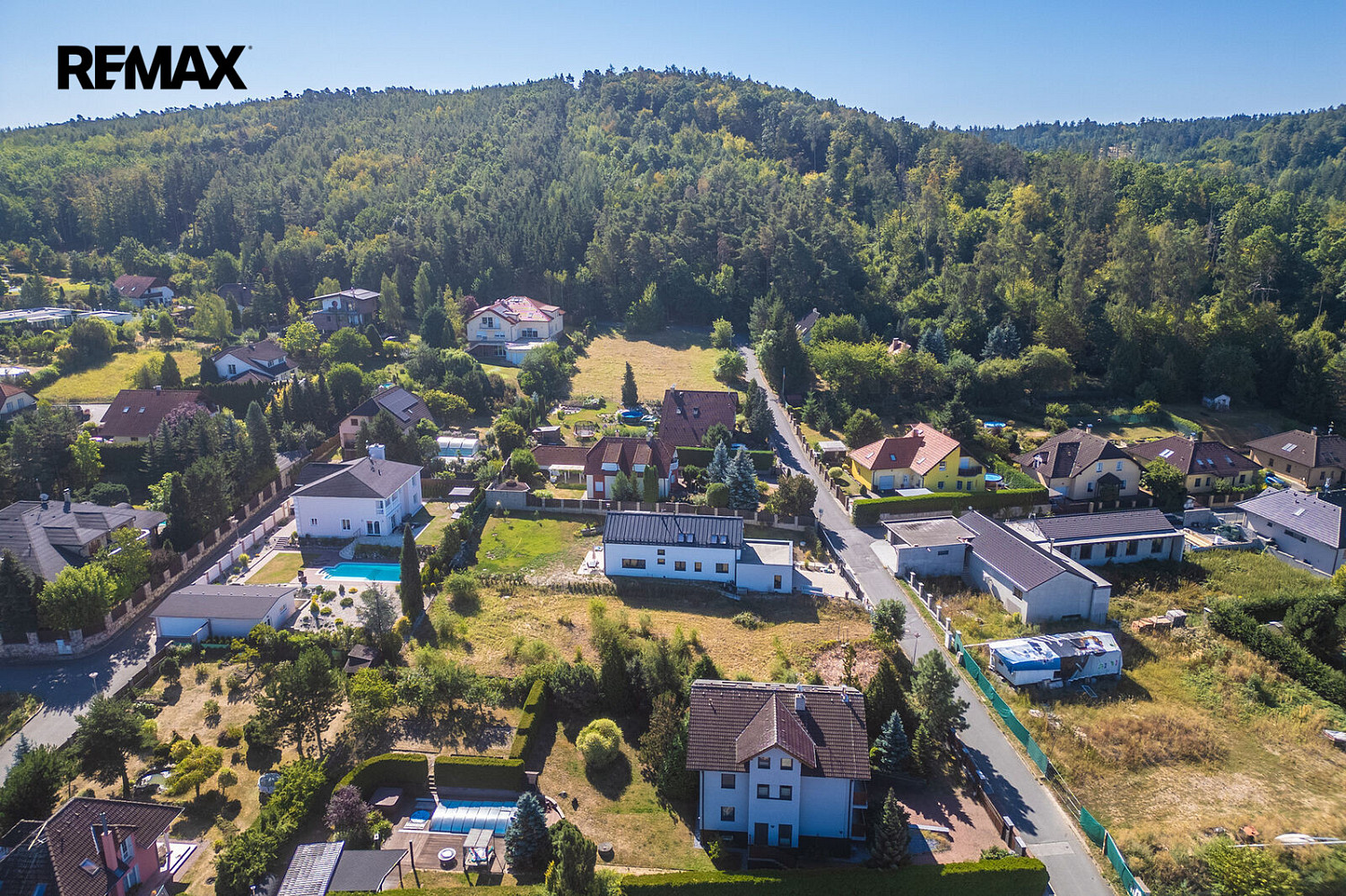 Prodej stavebního pozemku 1 056 m² – fotografie 4