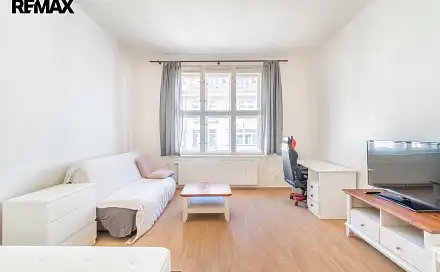 Pronájem bytu 1+1 55 m², Eliášova, Praha 6 - Bubeneč