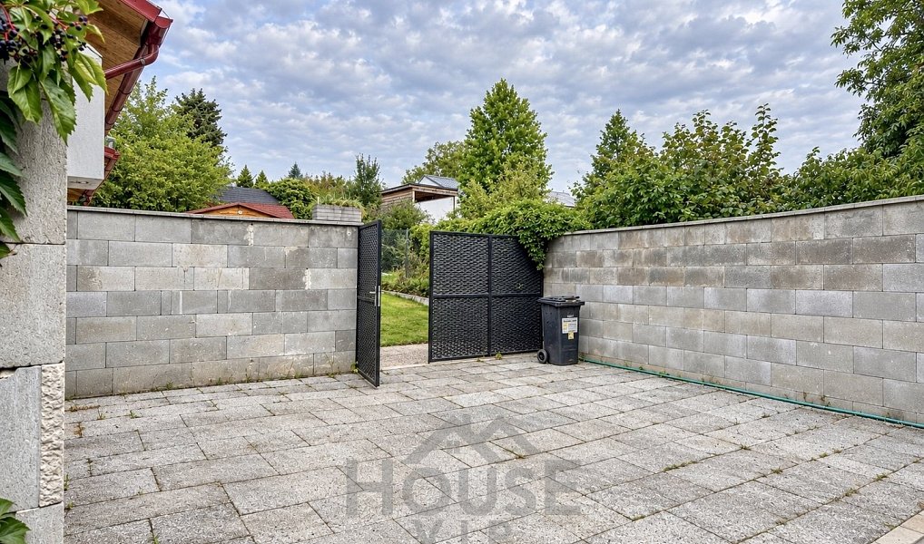 Prodej domu 95 m² s pozemkem 421 m², Praha – náhled fotky 27
