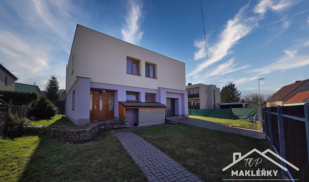 Prodej domu 186 m² s pozemkem 568 m², Zásmuky – náhled fotky 2
