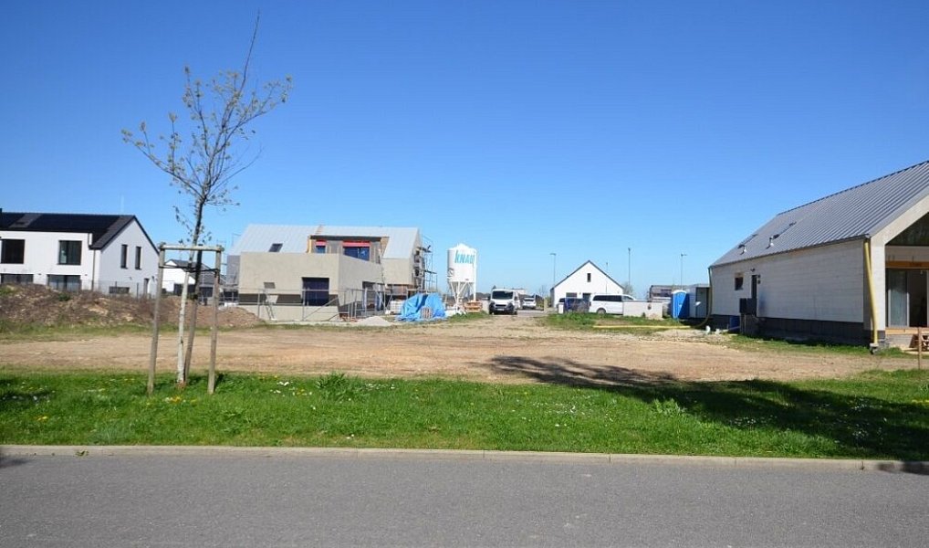 Pronájem zahrady 800 m², Slaný – náhled fotky 10