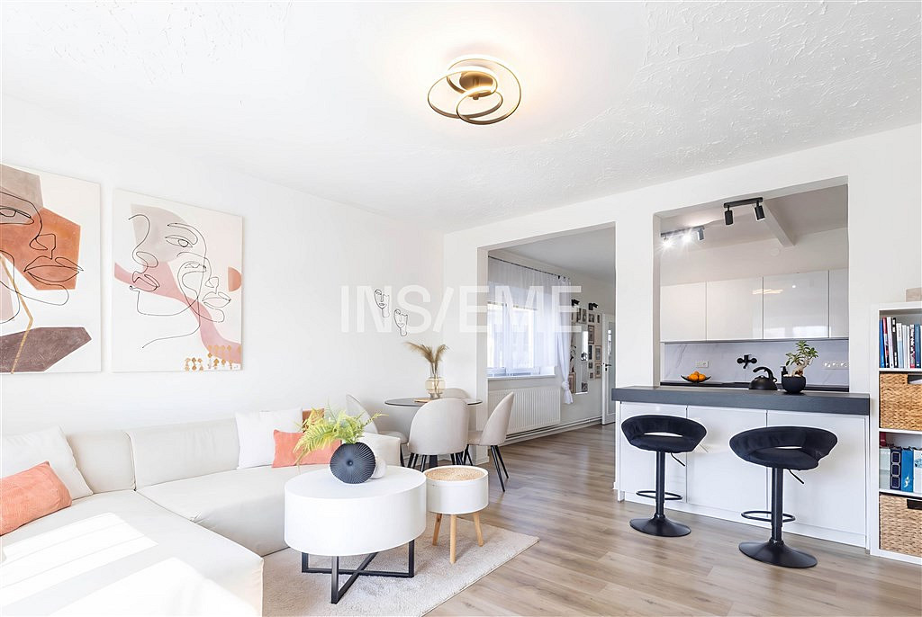 Prodej domu 250 m² s pozemkem 1 018 m²