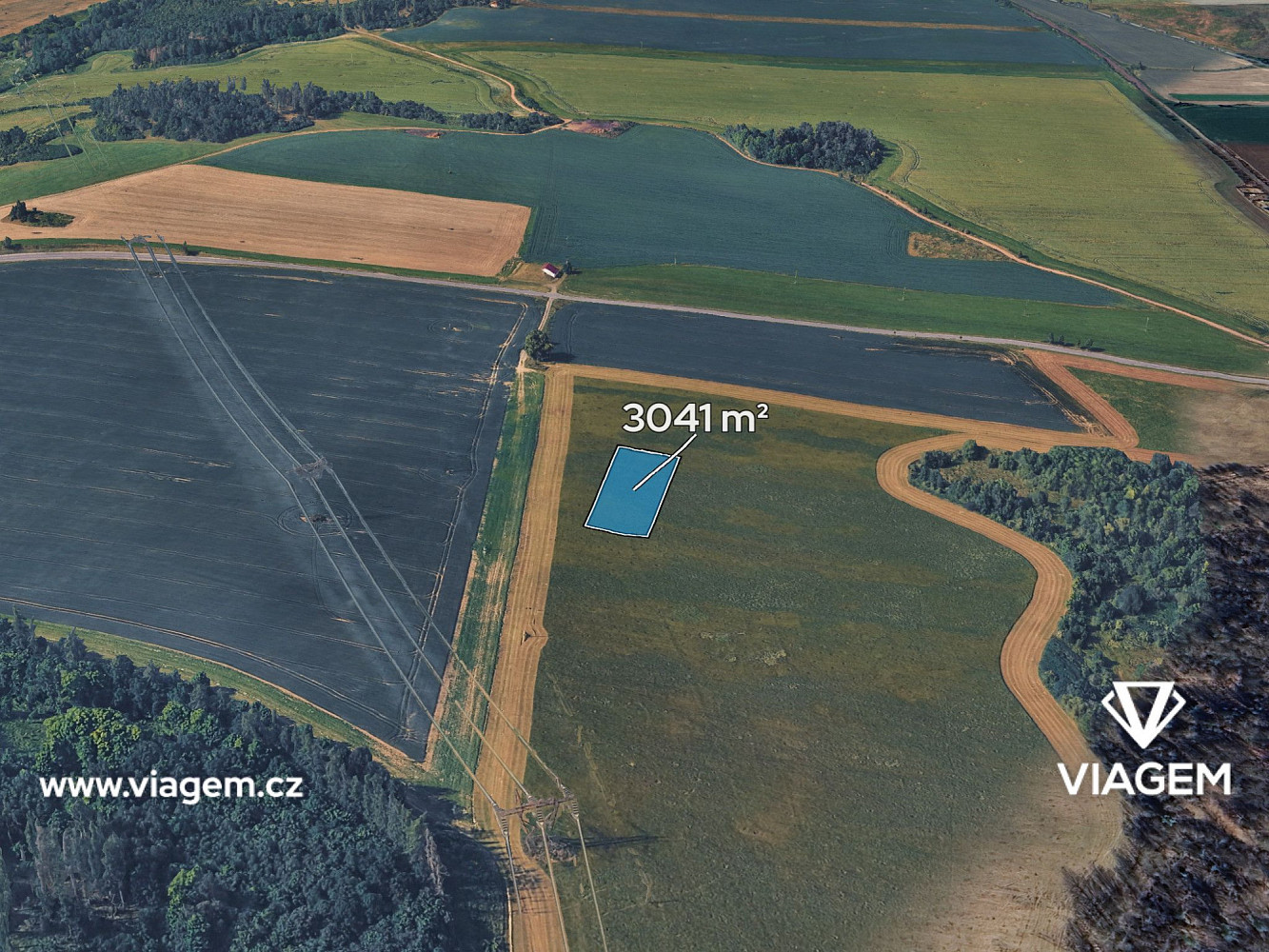 Prodej pole 2 027 m²