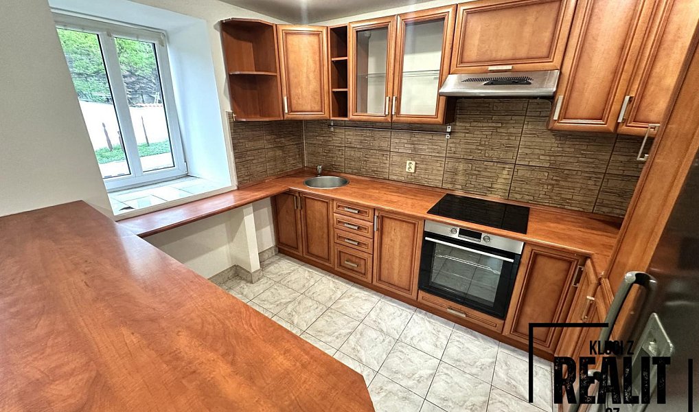 Prodej domu 170 m² s pozemkem 570 m², Chorušice – náhled fotky 9