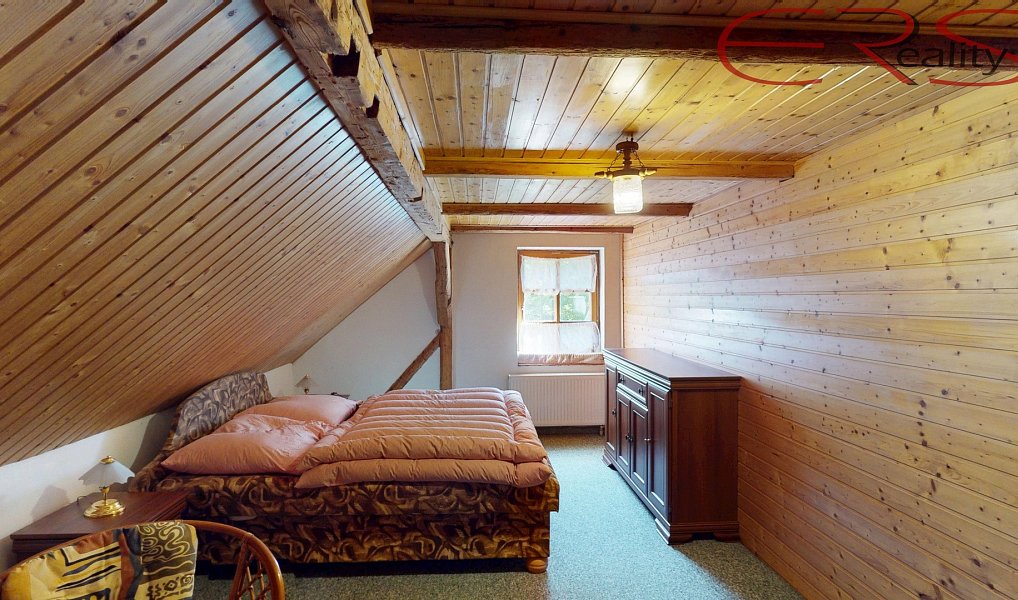 Prodej domu 187 m² s pozemkem 1 026 m², Desná – náhled fotky 16