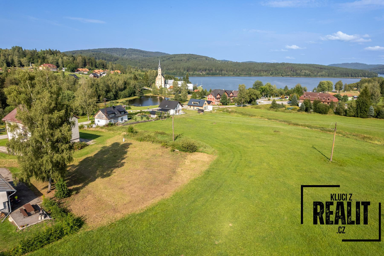 Prodej stavebního pozemku 1 207 m² – fotografie 4