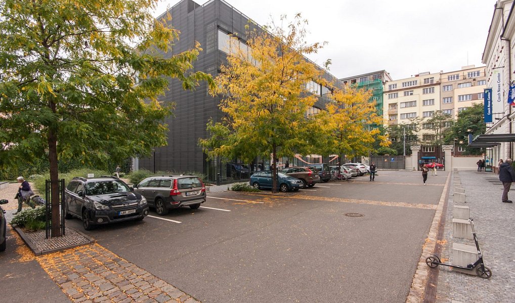 Pronájem kanceláře 635 m², Praha – náhled fotky 10