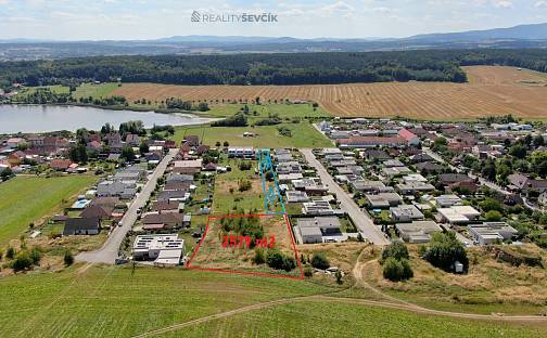 Prodej stavebního pozemku 2 579 m², Litvínovice, okres České Budějovice