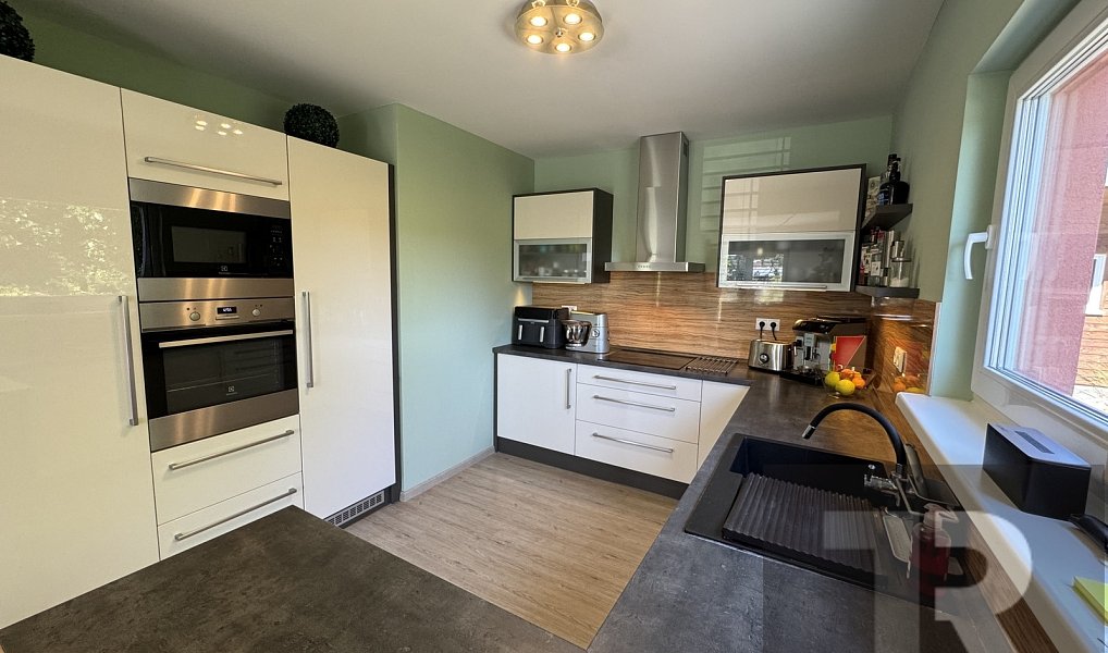 Prodej domu 147 m² s pozemkem 1 050 m², Vejprnice – náhled fotky 6