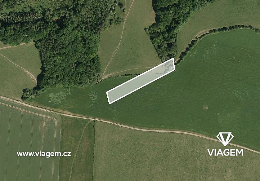 Prodej pole 1 003 m²