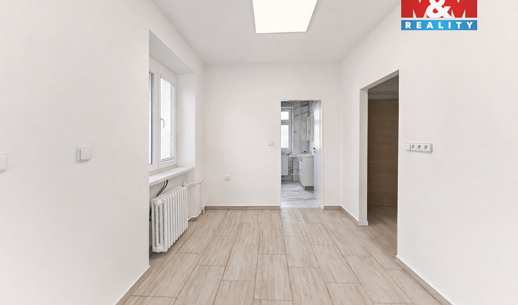 Pronájem kanceláře 77 m², Hradec Králové – náhled fotky 8