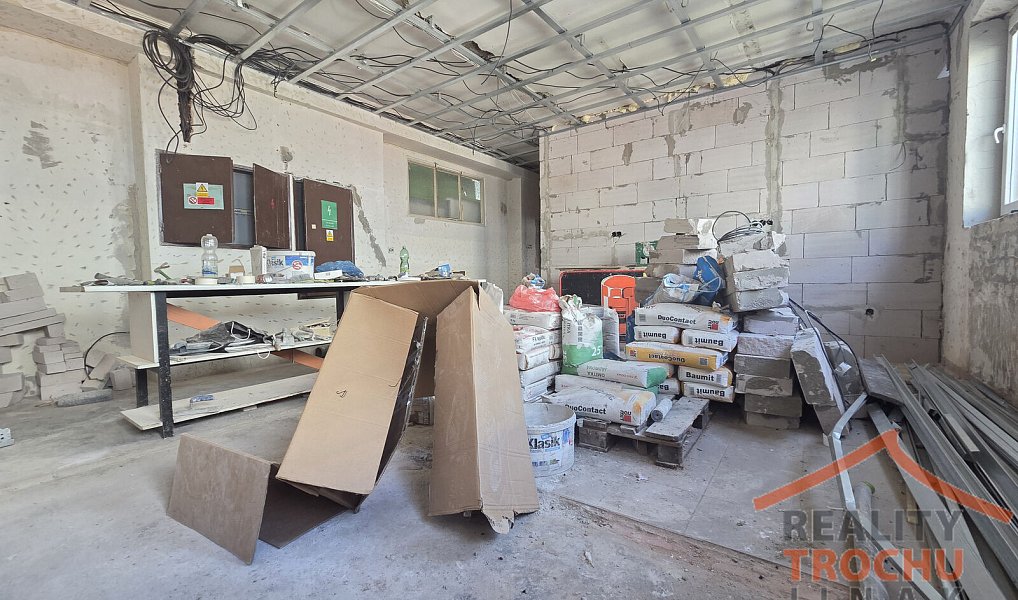 Prodej obchodních prostor 600 m², Úpice – náhled fotky 15