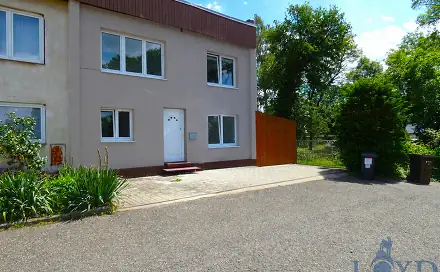 Prodej domu 144 m² s pozemkem 230 m², Karlovy Vary - Počerny