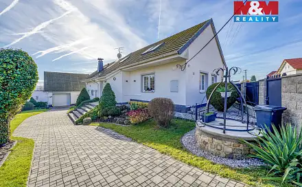 Prodej domu 225 m² s pozemkem 570 m², Dolany, okres Plzeň-sever