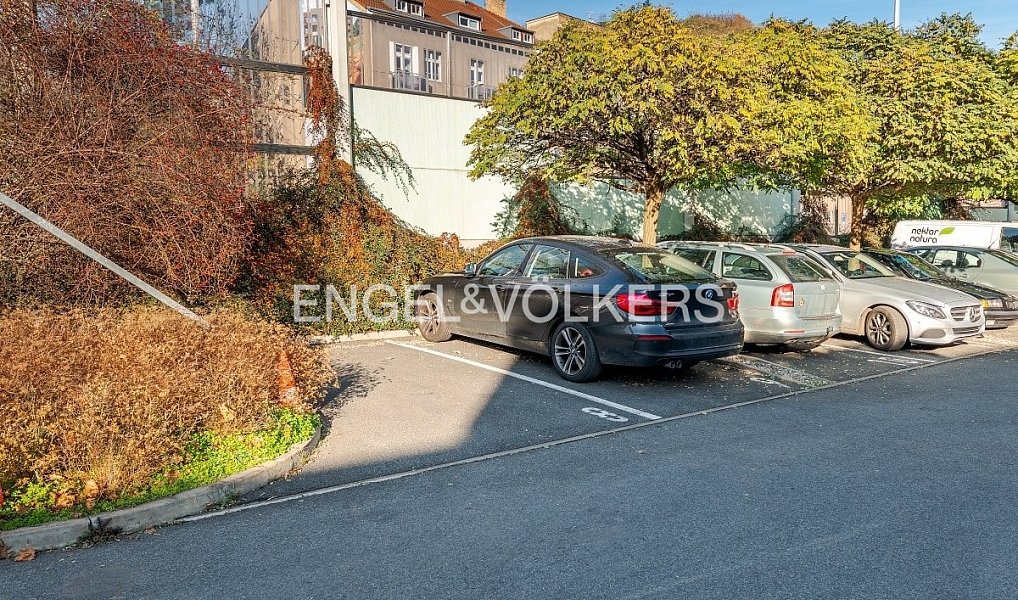 Pronájem kanceláře 116 m², Praha – náhled fotky 2