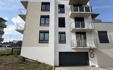 Pronájem bytu 1+kk 35 m²