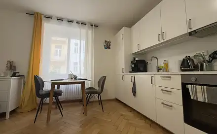 Pronájem bytu 2+kk 40 m²