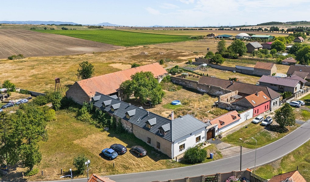 Prodej domu 100 m² s pozemkem 2 531 m², Lkáň – náhled fotky 41