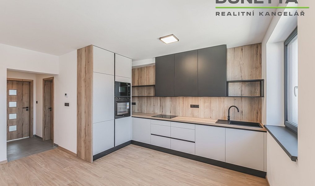 Pronájem bytu 2+kk 52 m², Hradec Králové – náhled fotky 5