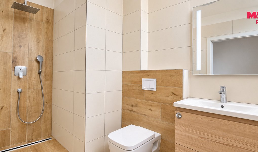 Pronájem domu 142 m² s pozemkem 468 m², Pardubice – náhled fotky 7
