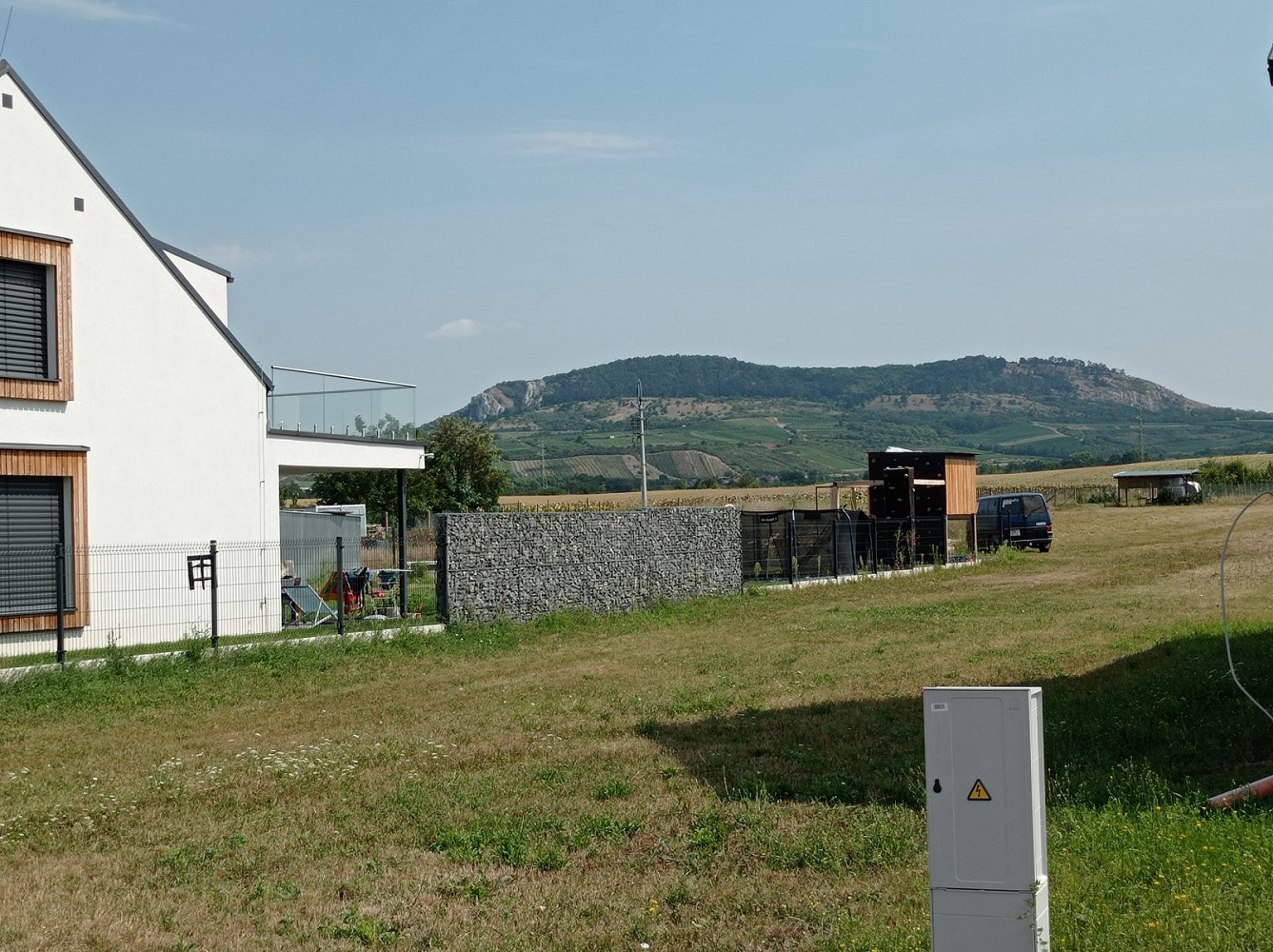 Prodej stavebního pozemku 1 600 m² – fotografie 3