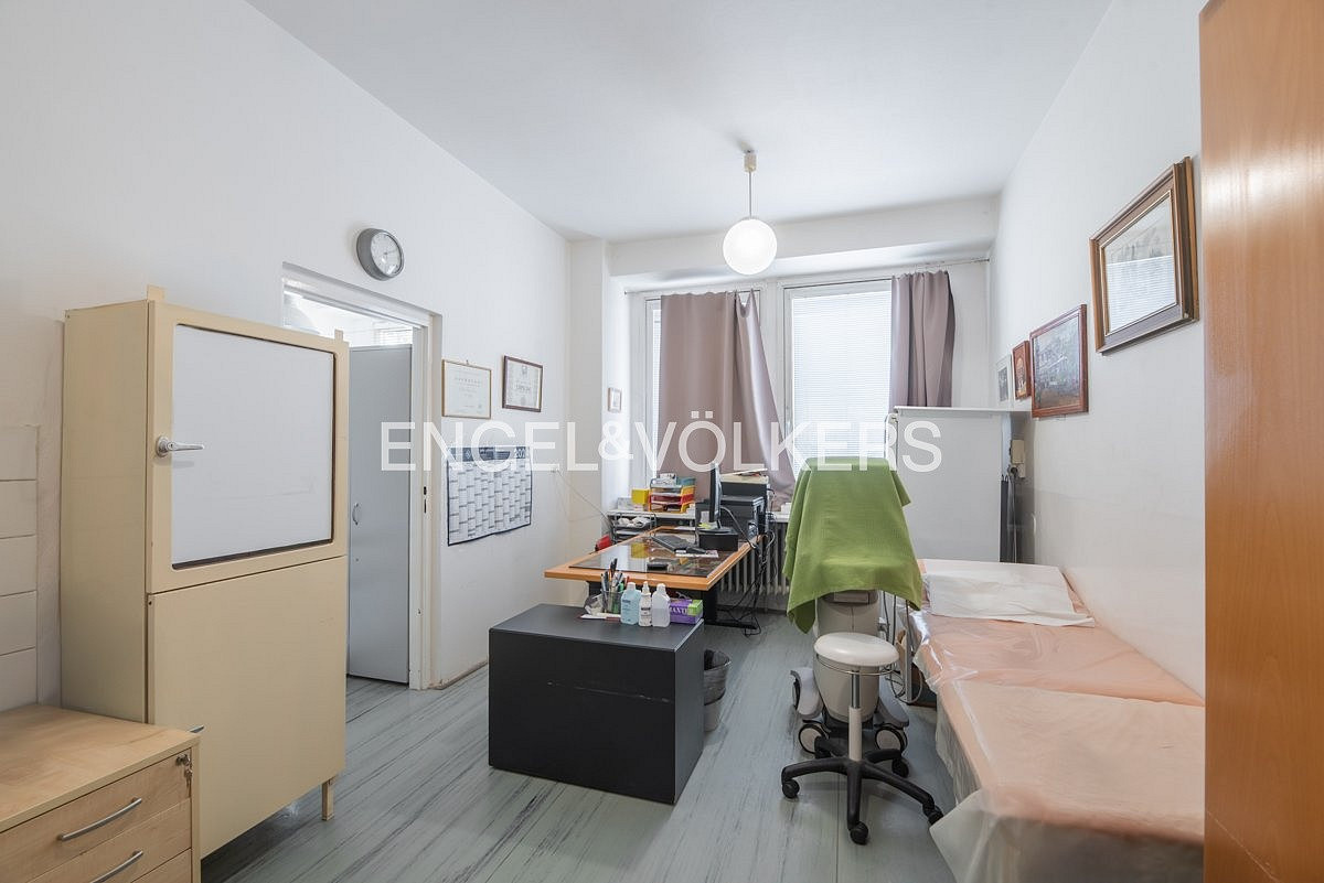 Pronájem komerčního objektu (jiného typu) 36 m²