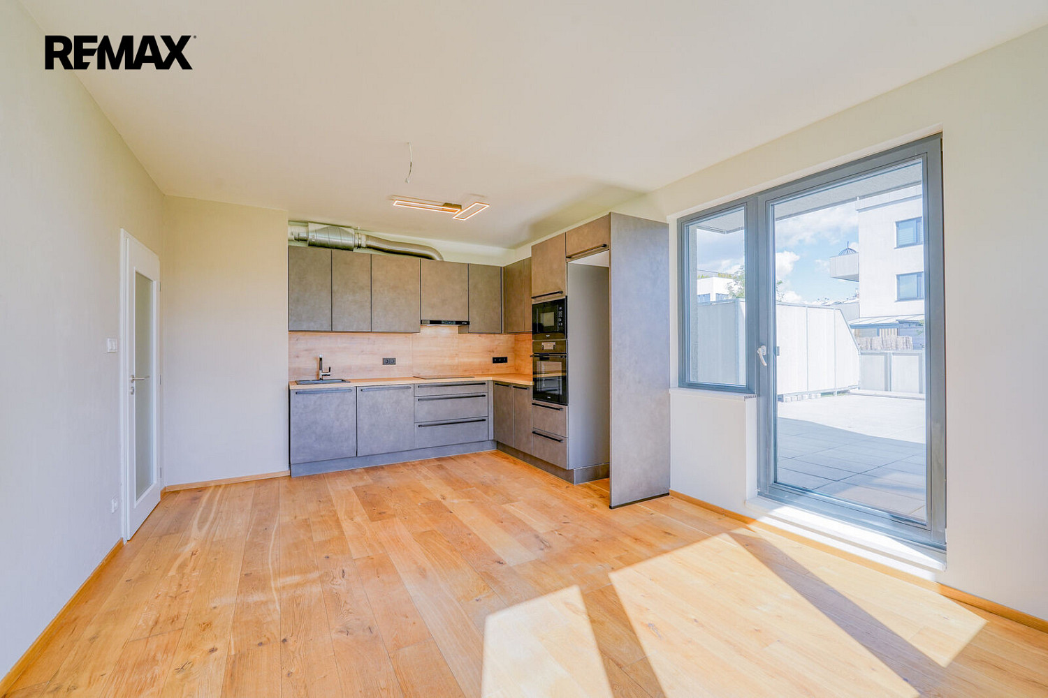 Prodej bytu 2+kk 47 m² – fotografie 2