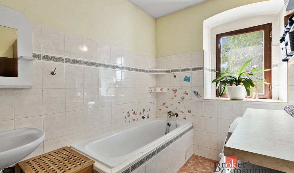 Prodej domu 200 m² s pozemkem 780 m², Hoštka – náhled fotky 17