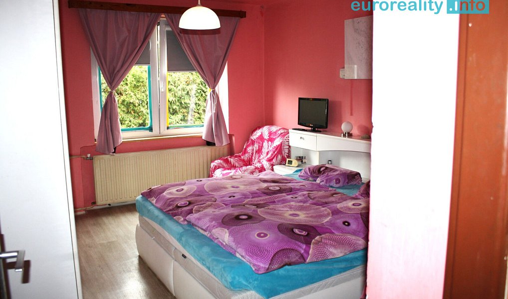Prodej domu 295 m² s pozemkem 1 452 m², Klatovy – náhled fotky 2