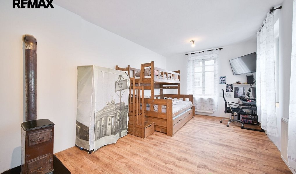 Prodej domu 320 m² s pozemkem 209 m², Hranice – náhled fotky 9