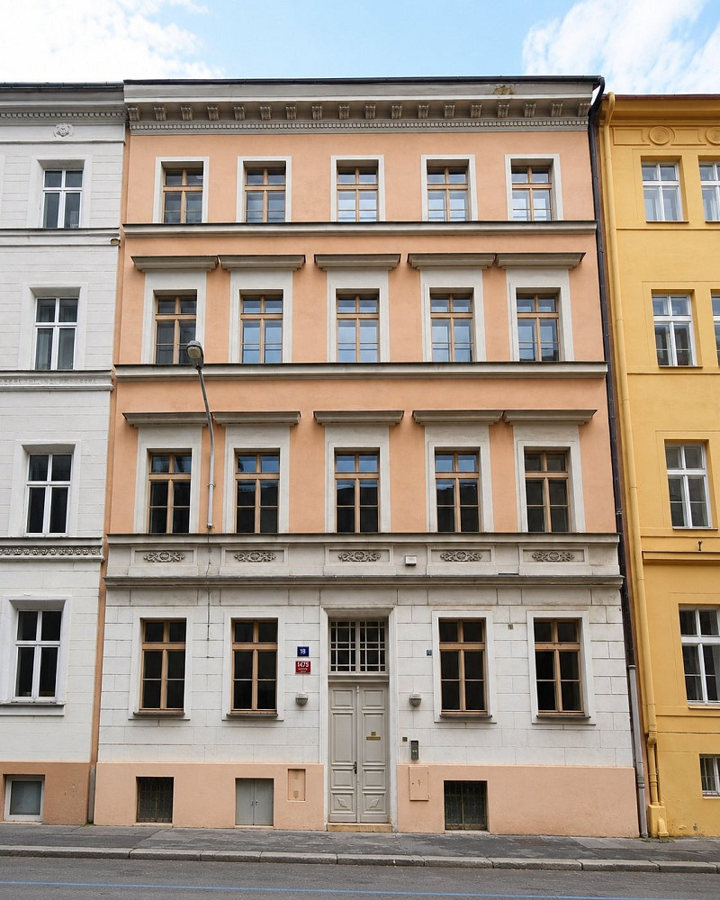 Prodej nájemního domu, činžáku 735 m²