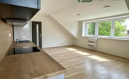 Pronájem bytu 2+kk 50 m²