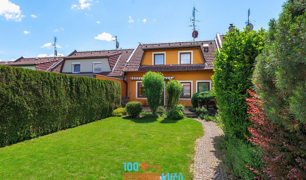 Prodej domu 186 m² s pozemkem 344 m², Jindřichův Hradec – náhled fotky 20