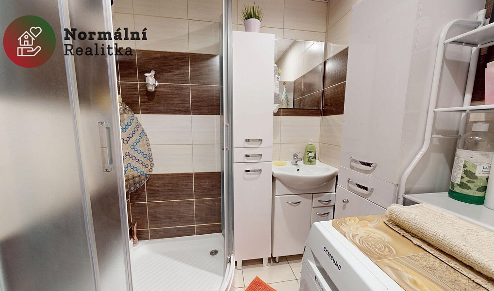 Prodej bytu 4+1 80 m², Chomutov – náhled fotky 27