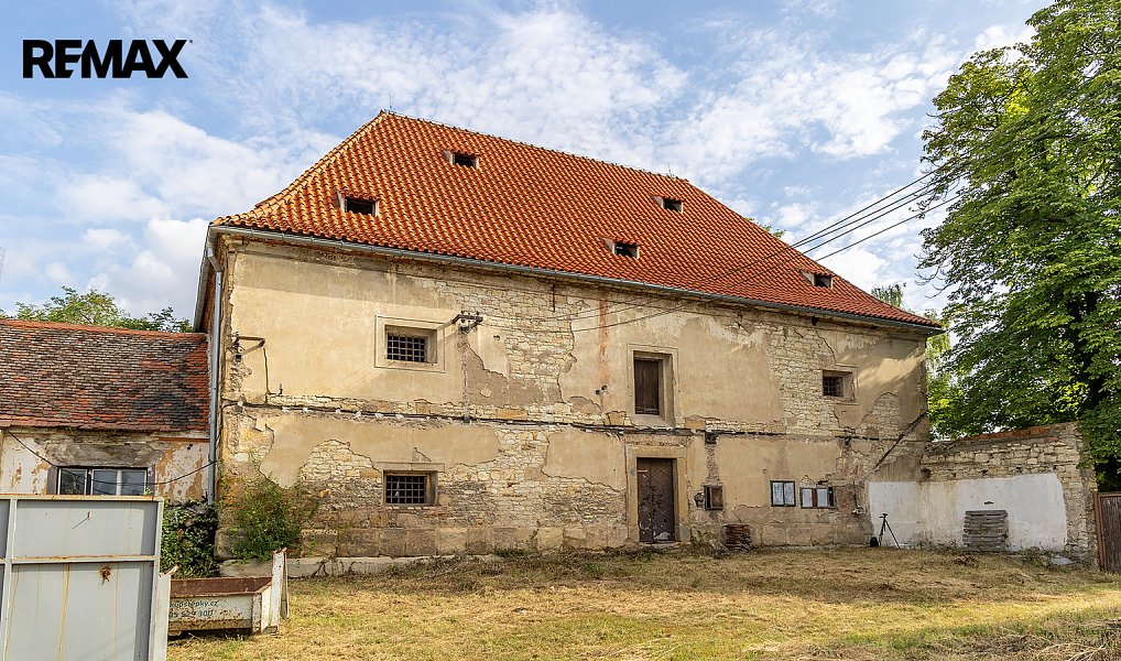 Prodej zemědělského objektu 2 500 m², Počedělice – náhled fotky 3