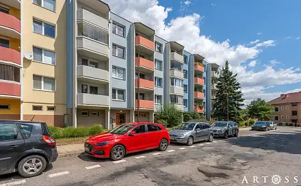 Prodej bytu 2+1 55 m², Luční, Ivančice, okres Brno-venkov