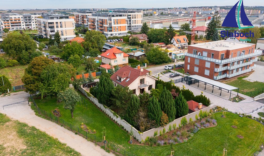 Prodej domu 198 m² s pozemkem 641 m², Praha – náhled fotky 54