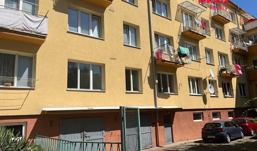 Prodej bytu 2+1 55 m², Louny – náhled fotky 2
