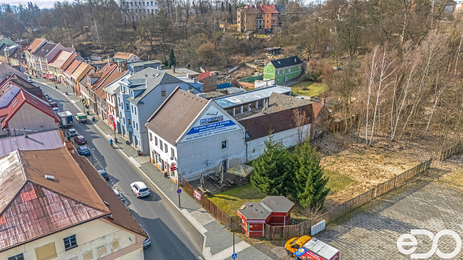 Prodej komerčního pozemku 571 m² – pohled 2