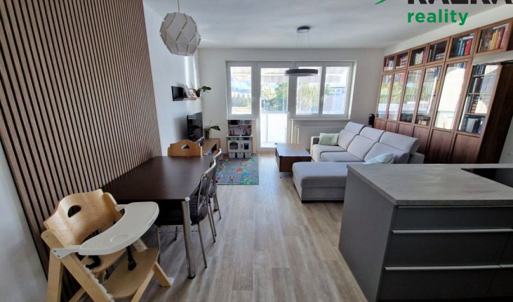 Prodej bytu 4+kk 84 m², Karlovy Vary – náhled fotky 3