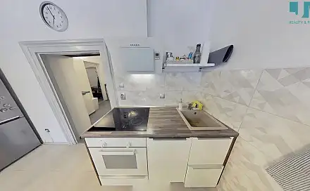 Pronájem bytu 1+kk 46 m², Husova, Jihlava