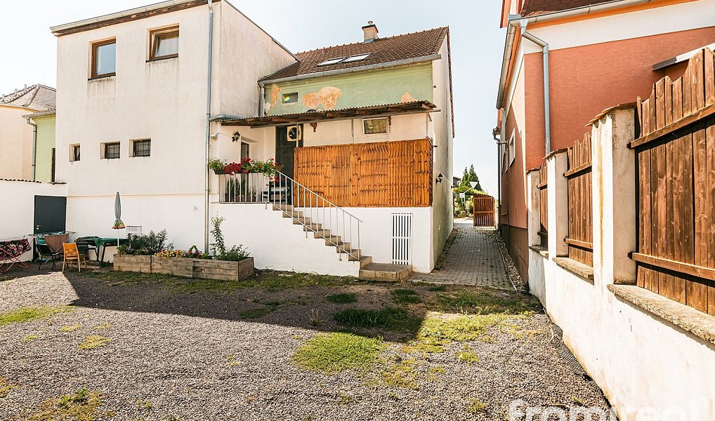 Prodej restaurace 340 m², Šatov – náhled fotky 13