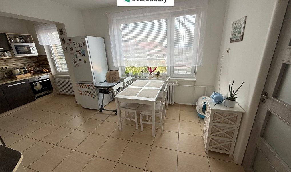 Prodej bytu 3+1 100 m², Nasavrky – náhled fotky 3