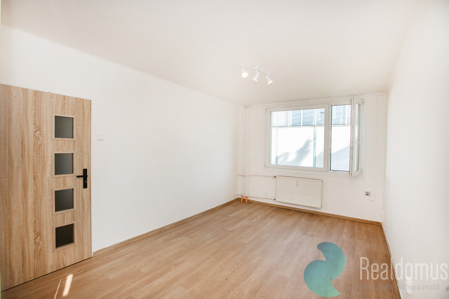 Pronájem bytu 2+kk 40 m² – fotografie 5