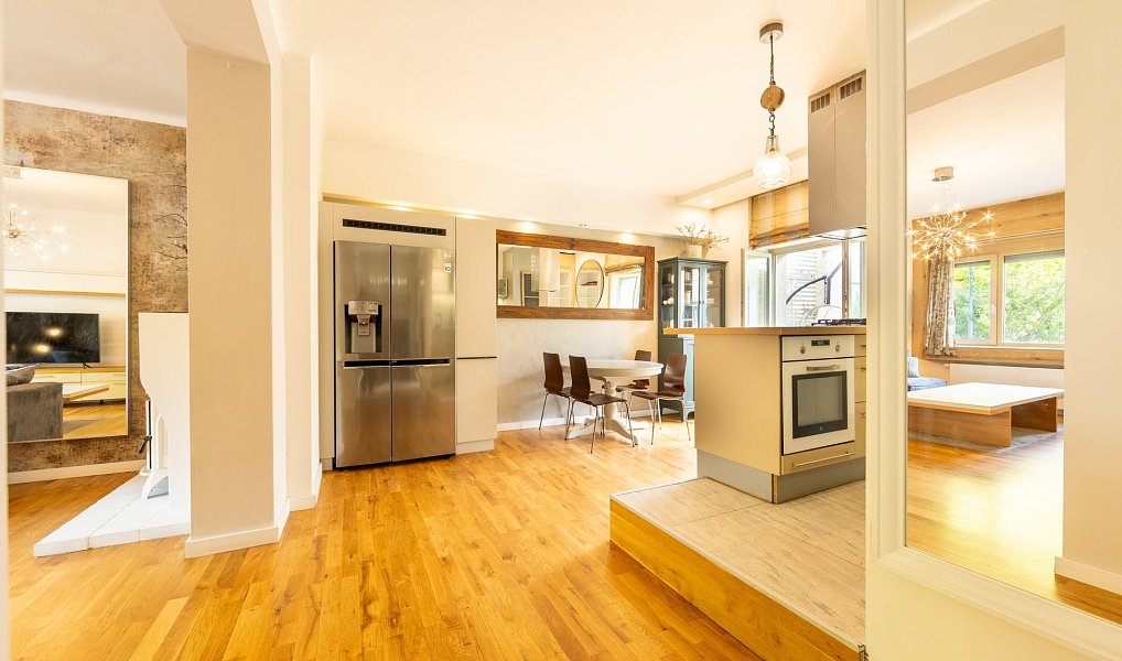 Prodej domu 220 m² s pozemkem 290 m², Plzeň – náhled fotky 3